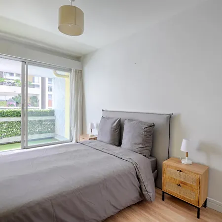 Saint Dominique - Perfect Location - Eiffel Tower Апартаменты *