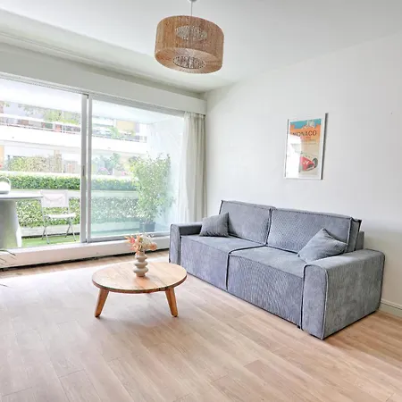 Saint Dominique - Perfect Location - Eiffel Tower * Париж